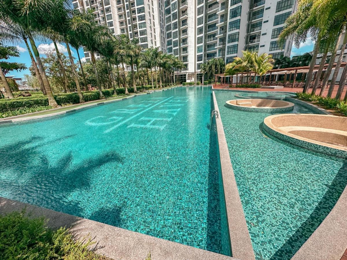 Starry Homes @ Green Haven 2Beds 2Bath+Pool View Masai Ngoại thất bức ảnh